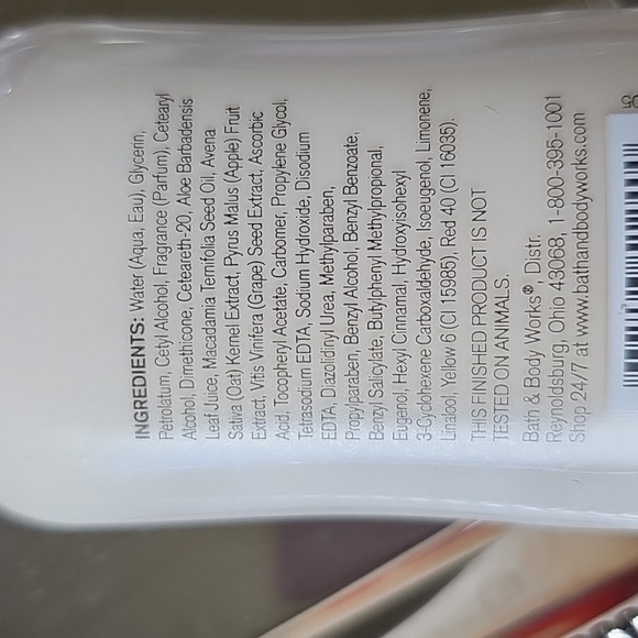 New Bath & Body Works Butterfly Flower Lotion - Discontinued & HTF 2 Fl oz - Picture 2 of 2